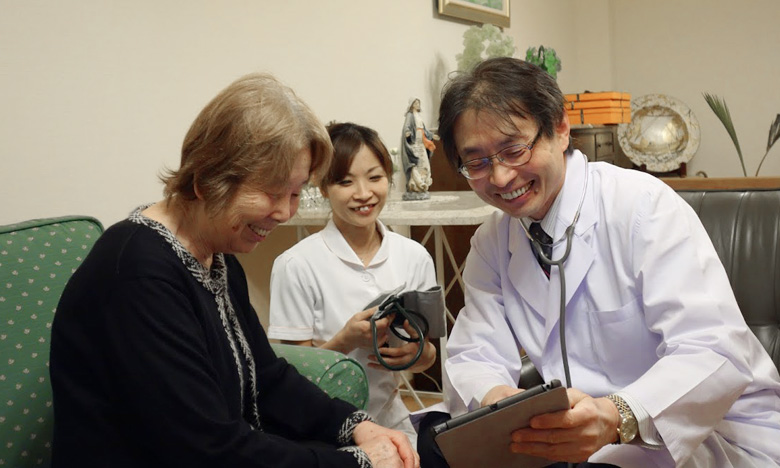 京都産業医事務所 仕事風景１